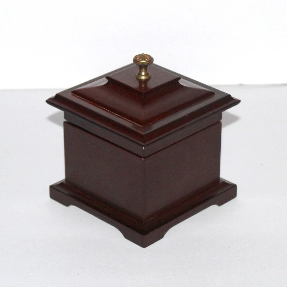 Bombay Ring Music Box wood Green velvet vintage jewelry